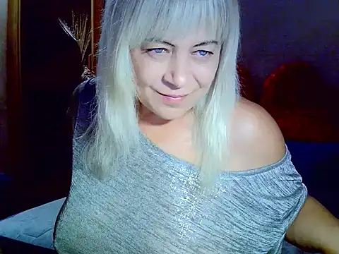 Snapshot of AgoniA7 chatting on 09/09/25, 02:55 AgoniA7 online show from 09/09/25, 02:55