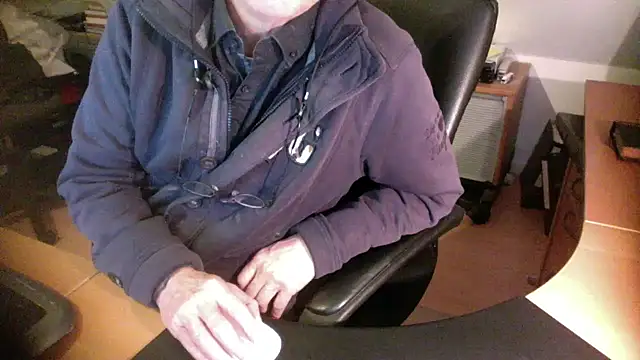 outlaw200 online show from 12/13/24, 03:43