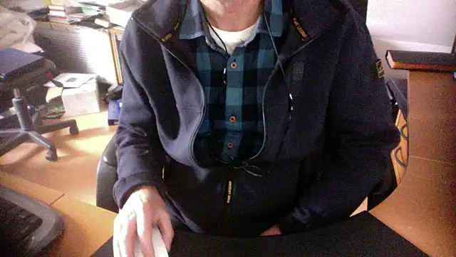 outlaw200 online show from 12/27/24, 11:28