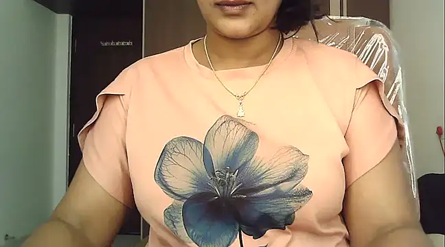 Spandana Sweety online show from 02/09/25, 06:54