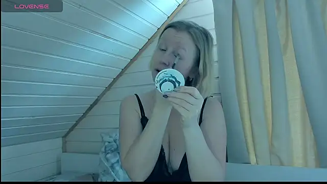 I AM MILF online show from 02/06/25, 07:56