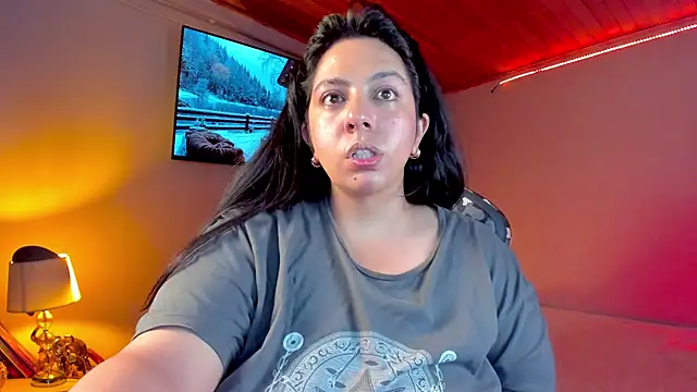 coraline latin online show from 01/14/25, 11:27