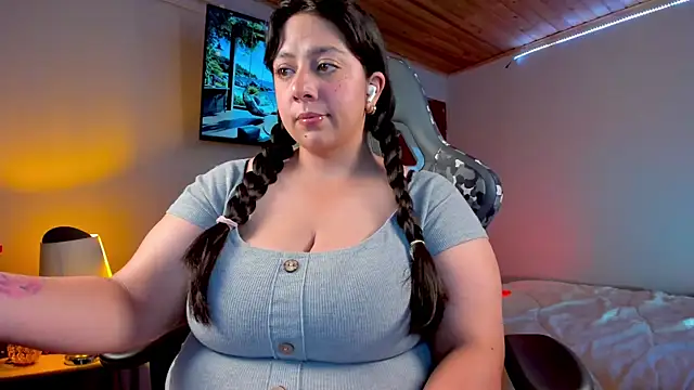 coraline latin online show from 01/28/25, 01:39