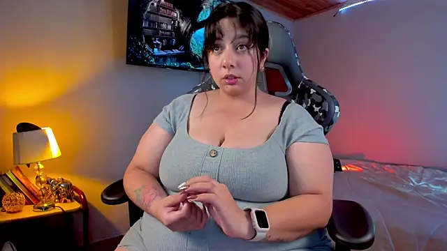 coraline latin online show from 01/30/25, 01:44