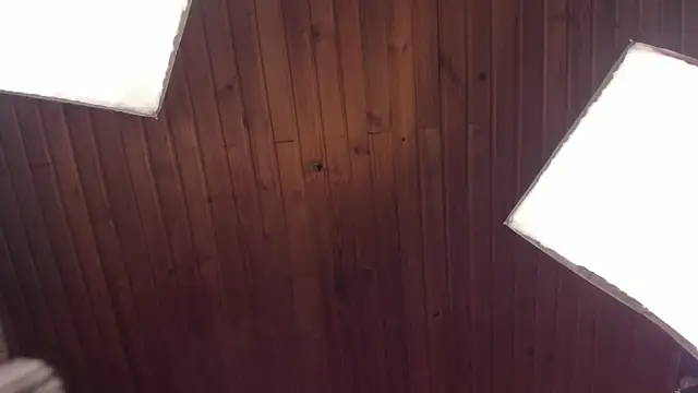 coraline latin online show from 02/21/25, 01:00