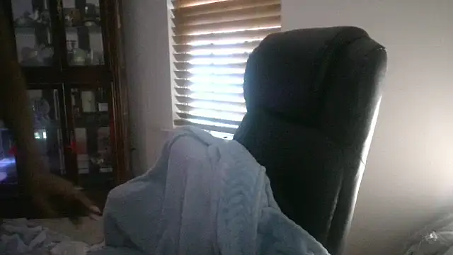 Snapshot of EnticingAaliyah chatting on 09/13/25, 03:34 EnticingAaliyah online show from 09/13/25, 03:34