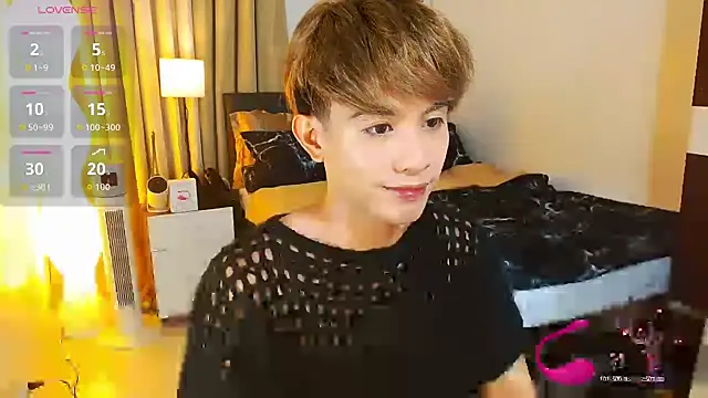Snapshot of WildestTwink chatting on 06/26/26, 02:10 WildestTwink online show from 06/26/26, 02:10