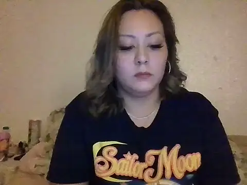 YOUNGFLICKA online show from 11/21/25, 04:55