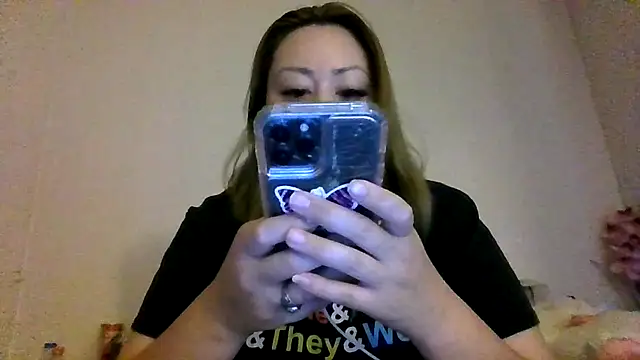 YOUNGFLICKA online show from 11/29/25, 08:12