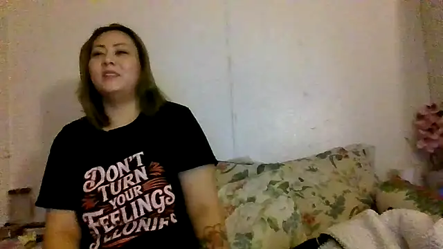 Snapshot of YOUNGFLICKA chatting on 12/05/25, 11:08 YOUNGFLICKA online show from 12/05/25, 11:08