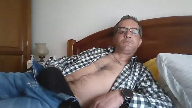 CarlosRocha73 online show from 04/14/26, 04:13