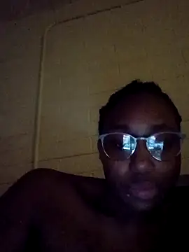 Xochillovemoney2 online show from 04/08/26, 03:56