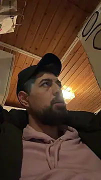 Snapshot of Jesssexboy chatting on 11/14/25, 03:44 Jesssexboy online show from 11/14/25, 03:44