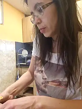 Snapshot of rposhta1991 chatting on 02/14/25, 05:46 rposhta1991 online show from 02/14/25, 05:46