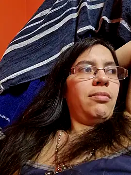 Snapshot of rposhta1991 chatting on 02/19/25, 11:17 rposhta1991 online show from 02/19/25, 11:17