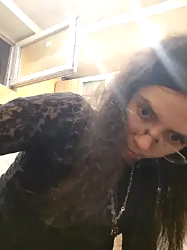 Snapshot of rposhta1991 chatting on 02/19/25, 06:43 rposhta1991 online show from 02/19/25, 06:43