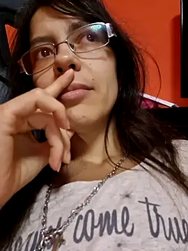 Snapshot of rposhta1991 chatting on 09/17/25, 08:16 rposhta1991 online show from 09/17/25, 08:16