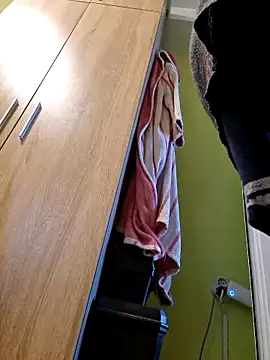 Snapshot of rposhta1991 chatting on 09/18/25, 04:14 rposhta1991 online show from 09/18/25, 04:14