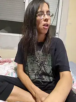 Snapshot of rposhta1991 chatting on 09/20/25, 06:42 rposhta1991 online show from 09/20/25, 06:42