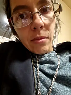 Snapshot of rposhta1991 chatting on 10/04/25, 05:55 rposhta1991 online show from 10/04/25, 05:55