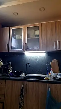 Snapshot of rposhta1991 chatting on 10/25/25, 06:54 rposhta1991 online show from 10/25/25, 06:54