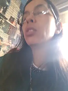 Snapshot of rposhta1991 chatting on 10/27/25, 01:04 rposhta1991 online show from 10/27/25, 01:04