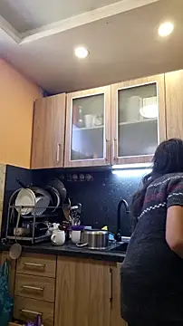 Snapshot of rposhta1991 chatting on 10/29/25, 07:10 rposhta1991 online show from 10/29/25, 07:10