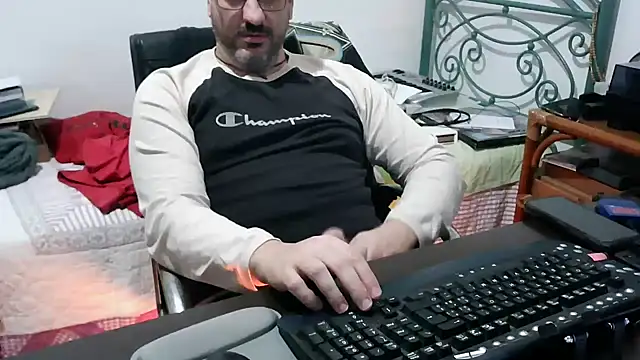 Italian dark desire online show from 01/10/26, 09:30