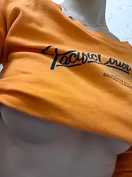 YogisticJuli666 online show from 02/26/25, 06:00