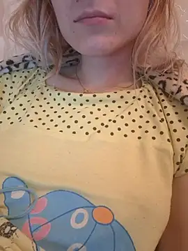 YogisticJuli666 online show from 09/14/25, 07:46