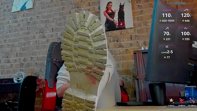 MrsVenus online show from 02/10/25, 12:08