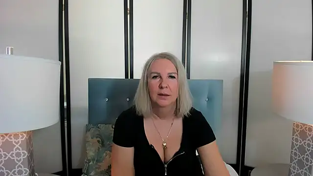 EricaTop online show from 01/25/25, 09:15