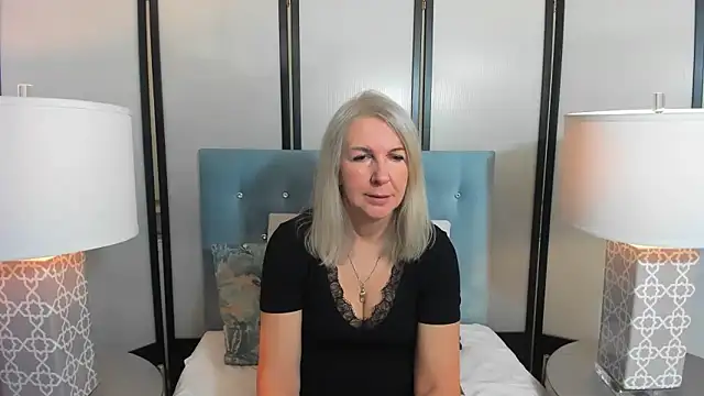 EricaTop online show from 12/14/25, 06:08