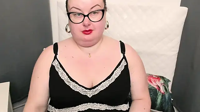 Snapshot of dirtyBonnie chatting on 02/07/25, 04:16 dirtyBonnie online show from 02/07/25, 04:16