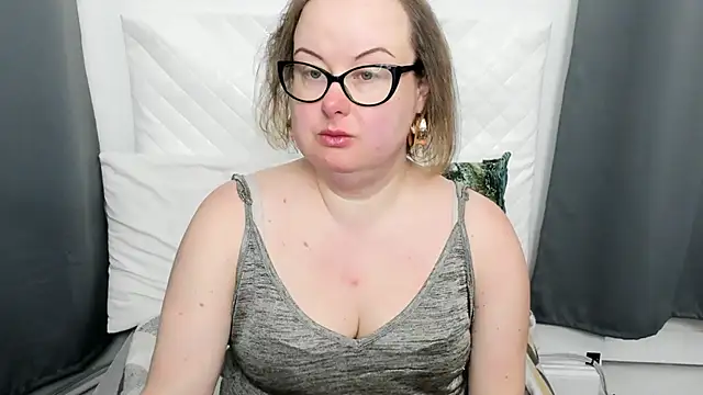 dirtyBonnie online show from 03/16/26, 04:40