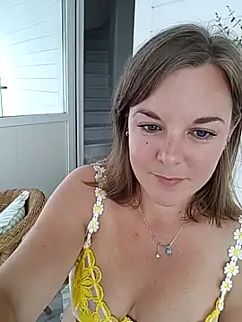 SwedishJennifer online show from 06/25/26, 01:15