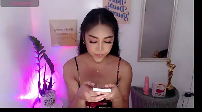 Snapshot of AsianMariaTs chatting on 03/09/25, 02:21 AsianMariaTs online show from 03/09/25, 02:21