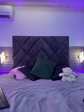 Zafira Alabi online show from 03/20/26, 04:45