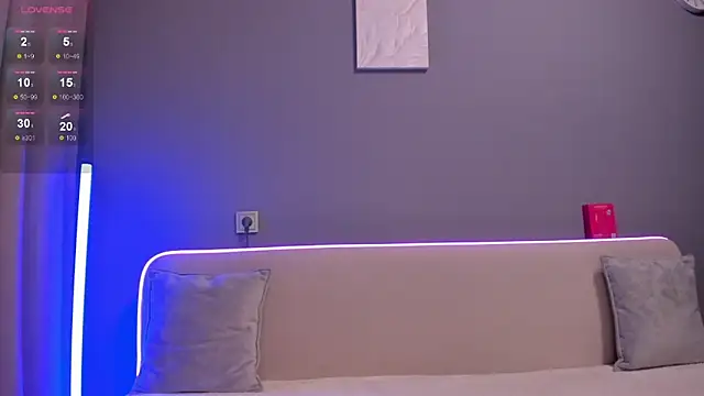 Snapshot of Malika_Lisan chatting on 11/10/25, 01:48 Malika Lisan online show from 11/10/25, 01:48