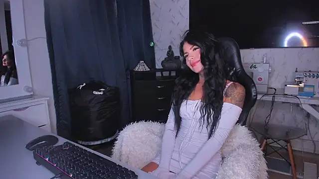 Lisegg  online show from 01/09/25, 06:04