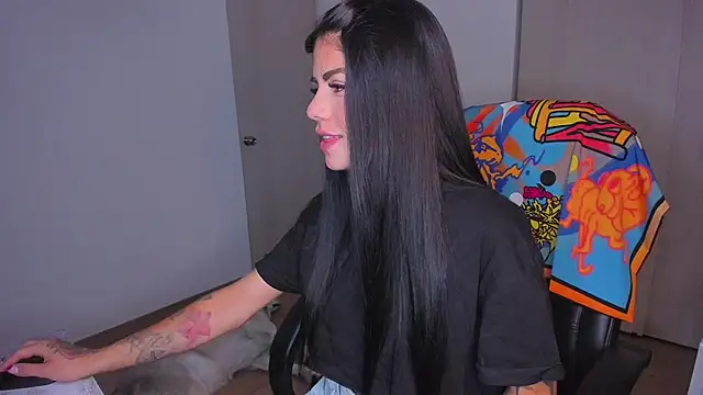 Lisegg  online show from 09/12/25, 10:04