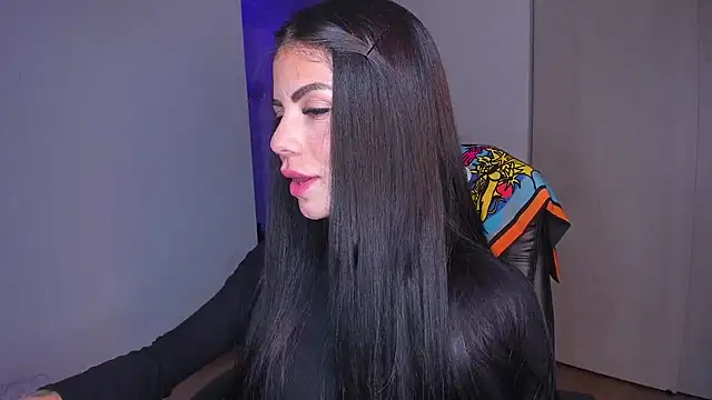 Lisegg  online show from 09/23/25, 10:07