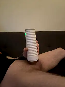 Snapshot of LionBoy1976 chatting on 11/18/25, 05:45 LionBoy1976 online show from 11/18/25, 05:45