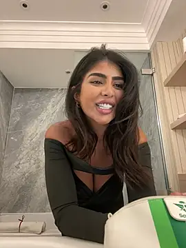 Snapshot of ArabicBarbie chatting on 01/02/25, 10:55 ArabicBarbie online show from 01/02/25, 10:55