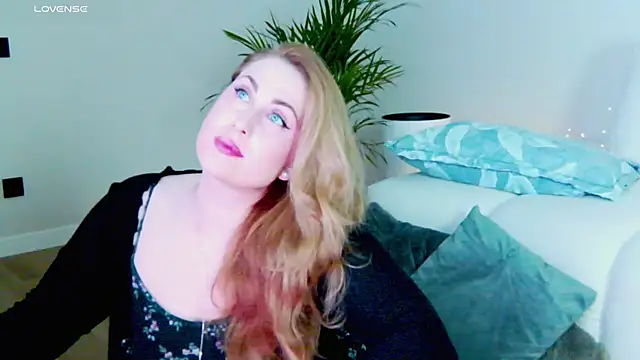 Sinful Eyes online show from 11/29/25, 05:21