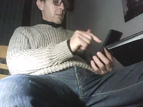 Moro ra online show from 11/18/25, 07:40