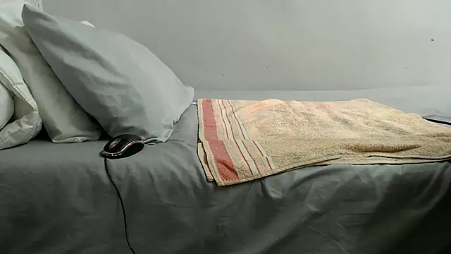 xTwerkingMistressx online show from 11/04/25, 05:28