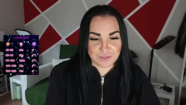 MIA-XXX online show from 01/17/25, 02:28