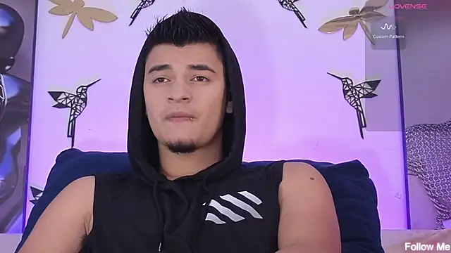 Snapshot of VikoHands chatting on 06/04/26, 01:55 VikoHands online show from 06/04/26, 01:55