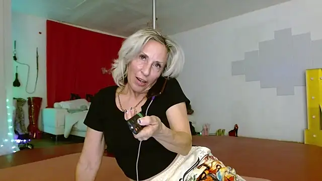 Sweet-Ginger online show from 03/06/26, 11:34